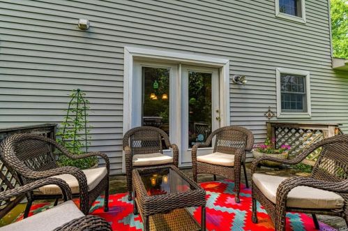 70 Iron Mountain Rd, Warwick NY  10990-3307 exterior