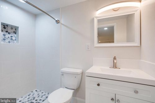 4358 Dubois Pl, Washington DC  20019-4263 exterior