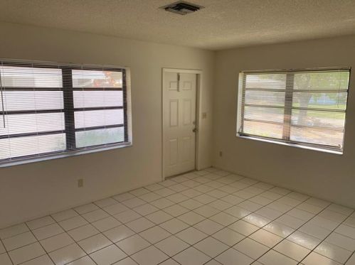 201 1st St, Dania Beach FL  33004-4822 exterior