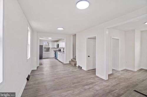 104 High St, Red Lion PA  17356-1606 exterior