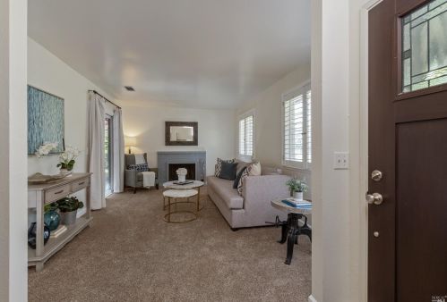 1590 Cunningham Way, Santa Rosa CA  95403-2342 exterior