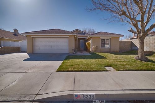 6338 Avenue, Lancaster CA 93535-7845 exterior