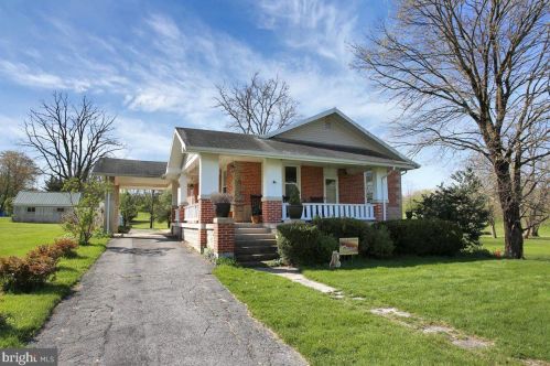 102 Carlisle Rd, North Newton, PA 17241-9400