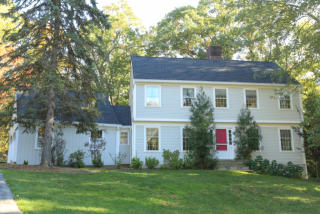 2 Gregory Ln, Millwood, NY 10546-1037