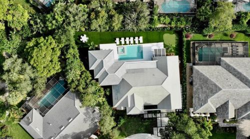 812 Turkey Oak Ln, Naples, FL 34108-8552