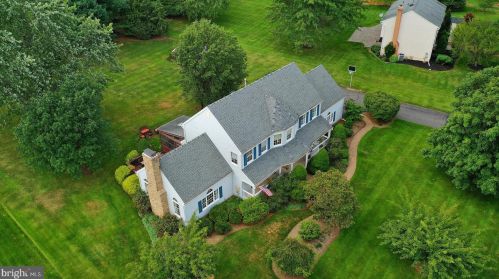 13 Woodside Ln, Flemington NJ  08822-3221 exterior