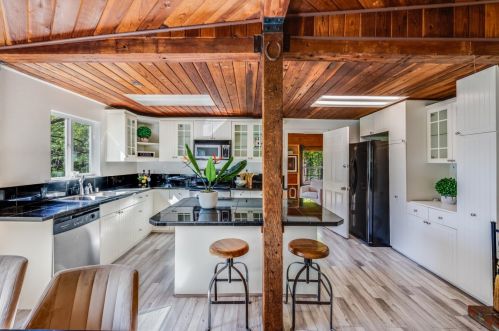 17944 Madrone Dr, Los Gatos CA  95033-8955 exterior