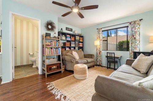 921299 Hookeha St, Kapolei HI  96707-1529 exterior