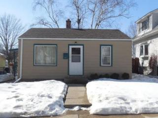 425 66, Milwaukee WI  53220-3421 exterior