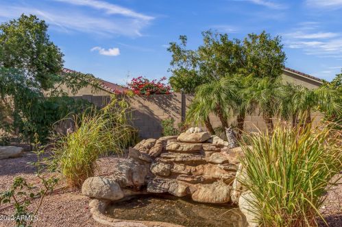 8826 12 St, Phoenix AZ 85086-7450 exterior