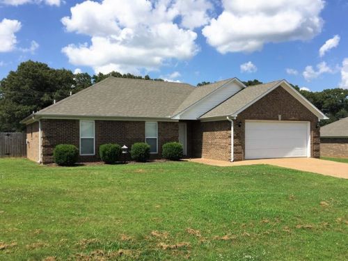204 Lancaster Dr, Medina, TN 38355-6890