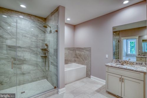 94 Wolf Creek Cir, Dover DE  19901-4917 exterior