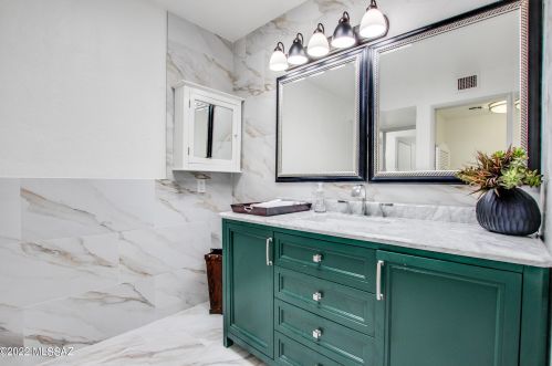 7204 Camino Vecino, Tucson AZ 85715-3418 exterior