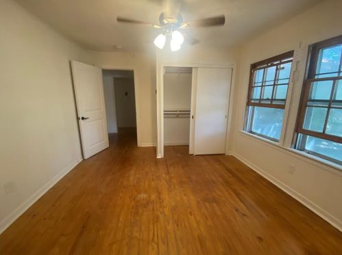 4300 Barnett St, Fort Worth TX 76103-2005 exterior