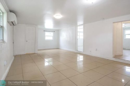 228 13th Ct, Dania Beach FL  33004-2613 exterior