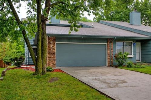 4551 50th St, Des Moines, IA 50310-2931