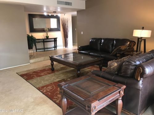 630 Mann Cir, Tucson, AZ 85710-1261