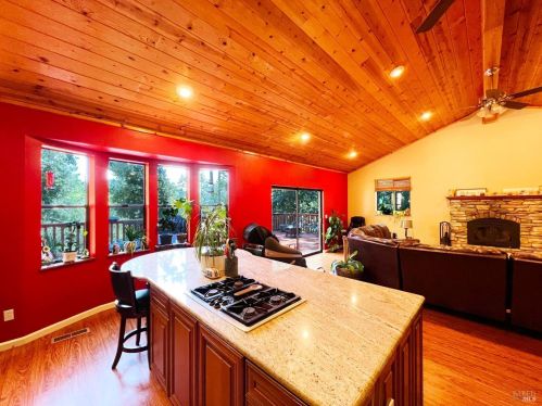 4116 Blackhawk Dr, Willits CA  95490-8777 exterior