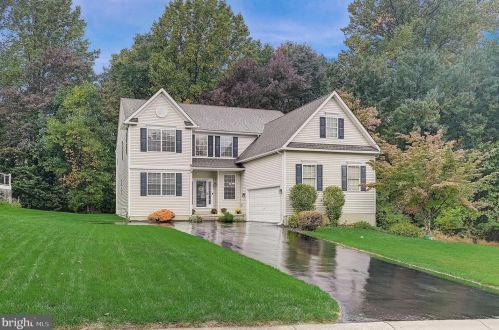 1501 Montana Dr, Downingtown, PA 19335-3855