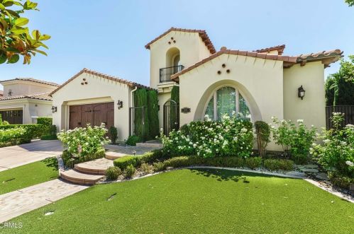 1804 Embarcadero Ln, Bakersfield, CA 93311-3151
