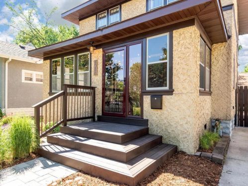 1076 Charles Ave, Saint Paul, MN 55104-2617