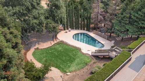 18660 Castle Lake Dr, Morgan Hill CA  95037-9472 exterior