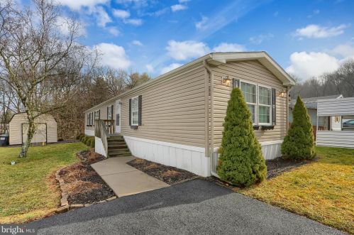 407 Frieden Mnr, Schuylkill Haven, PA 17972-9538