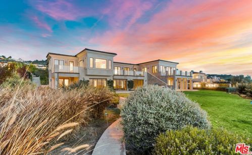 57 Via Del Cielo, Rancho Palos Verdes CA  90275-2511 exterior