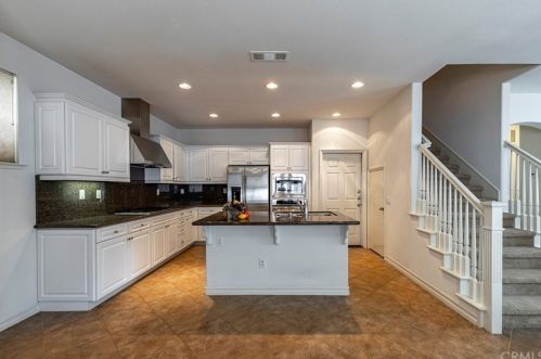 2871 Maricopa St, Torrance, CA 90503-5146