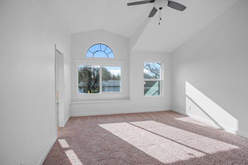 2021 Orangeburg Ave, Modesto CA  95350-3741 exterior