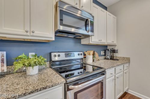 4923 Tidal Walk Ln, Beaufort SC  29907 exterior