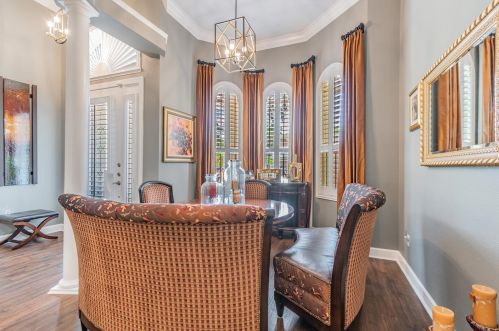 1827 Crooked Oak Ln, Lutz FL  33559-7407 exterior