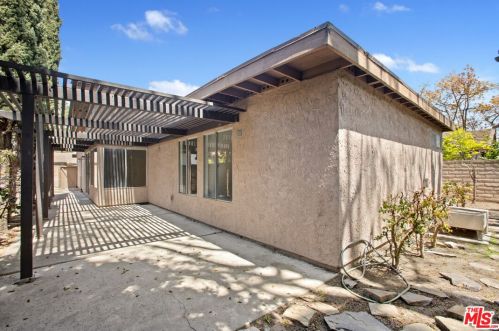 9362 Tudor Ln, Garden Grove CA  92841-3427 exterior