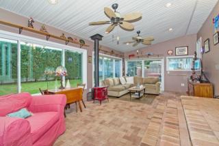 3394 Manchester Rd, North Wantagh, NY 11793-3008