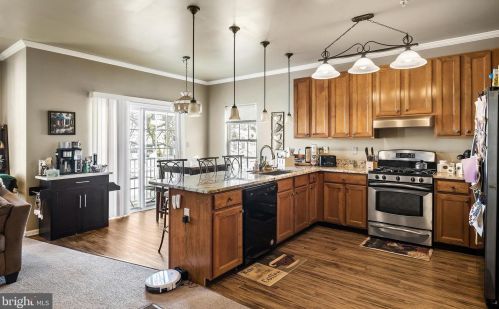 332 Lisa Way, Riverton NJ  08077-1548 exterior