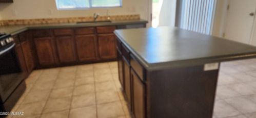 3449 River Rapids Dr, Tucson AZ  85712-6663 exterior