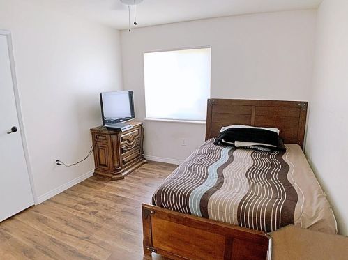 81676 De Oro Ave, Indio CA  92201-3828 exterior