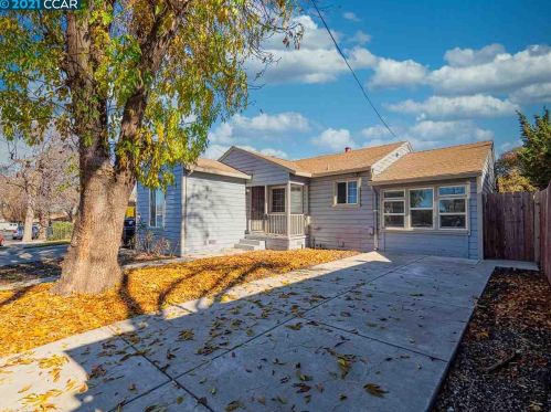 68 Madoline St, West Pittsburg, CA 94565-5840