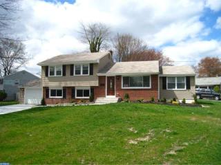 32 Evergreen Rd, Stratford, NJ 08084-1944