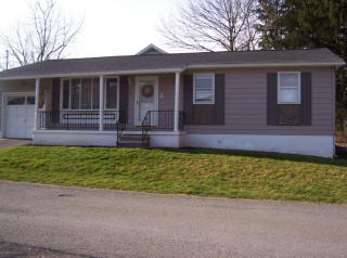 72 Hunt St, Dallas, PA 18612-1750