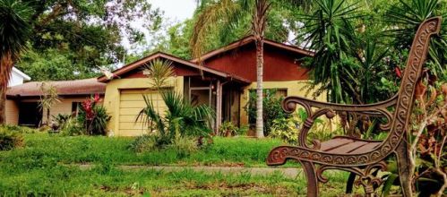 304 Lee St, Oldsmar, FL 34677-3737