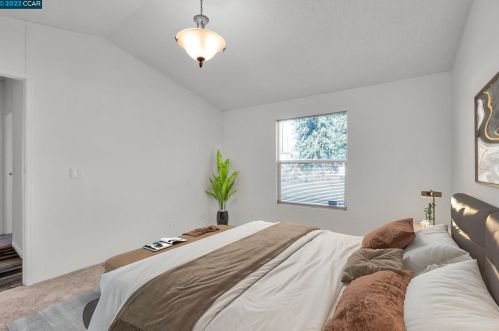 16150 Ashland Ave, San Lorenzo CA  94580-1116 exterior