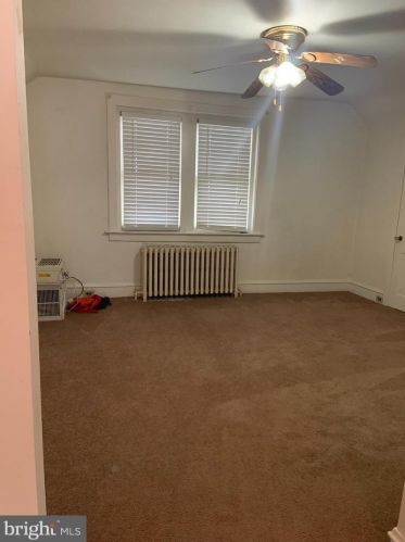 20 Lincoln Ave, Lansdale PA 19446-3621 exterior