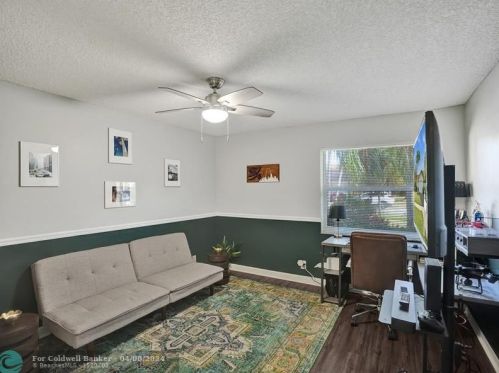 21199 Escondido Way, Boca Raton FL  33433-2507 exterior