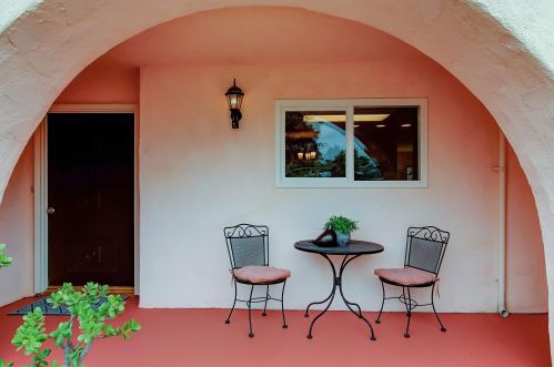 7365 Aviano Ave, Santa Barbara, CA 93117-1342