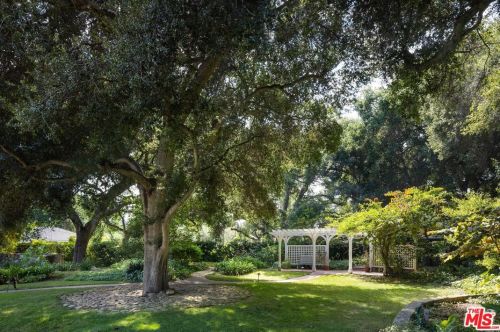 1564 Ramona Ln, Santa Barbara CA  93108-2634 exterior