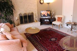 279 Santiago Ave, Redwood City, CA 94061-3348