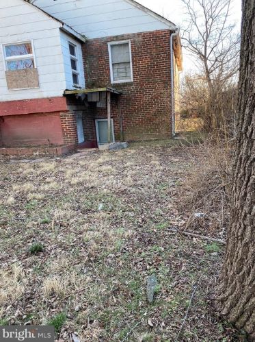 4908 A St, Washington DC  20003-1521 exterior