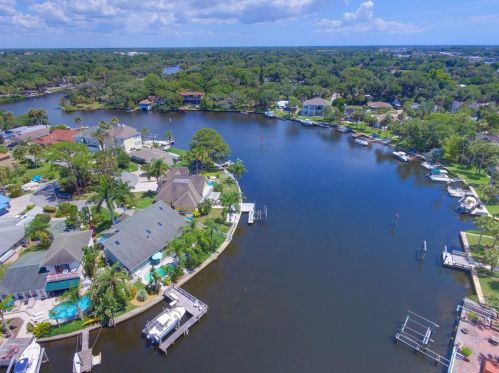 5438 Manatee Point Dr, New Port Richey, FL 34652-1426