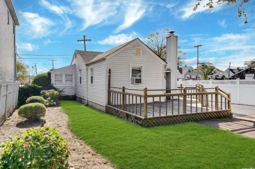 26 North Blvd, East Rockaway NY  11518-1830 exterior